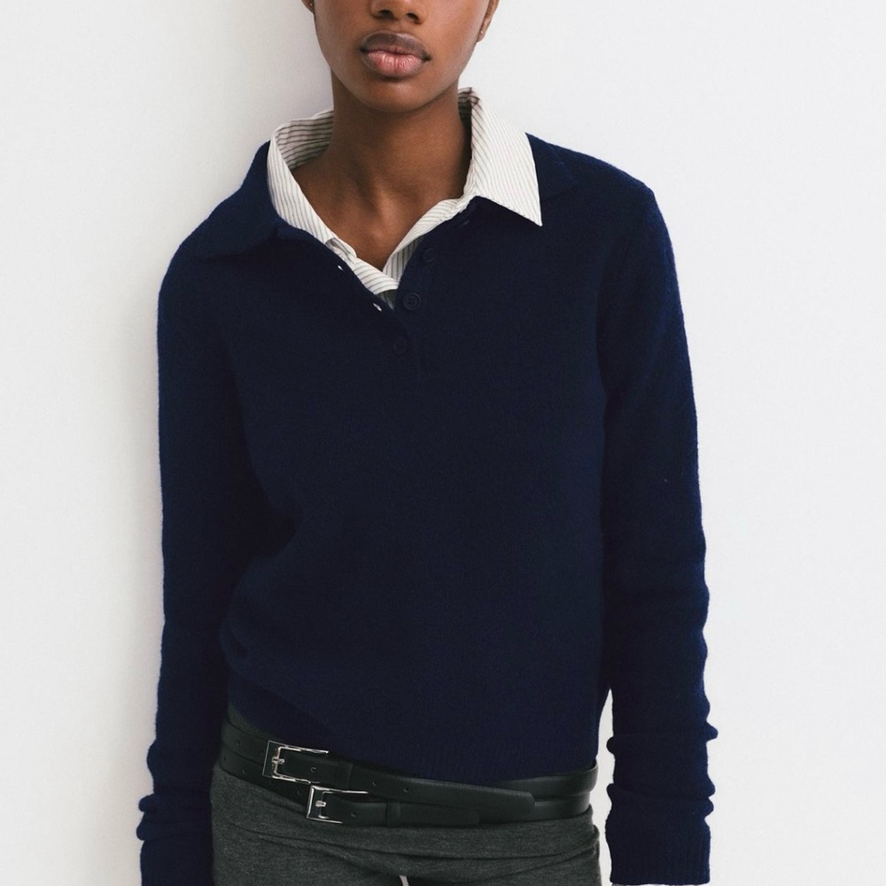 Navy blue Henley!!